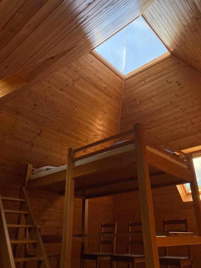 Pyramida Villa Nasavrky Екстериор снимка
